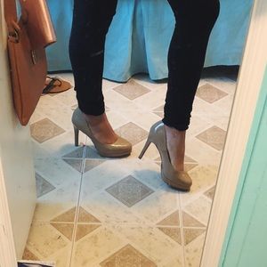 ❌ SOLD ON MERC ❌ Nude High Heels 👠